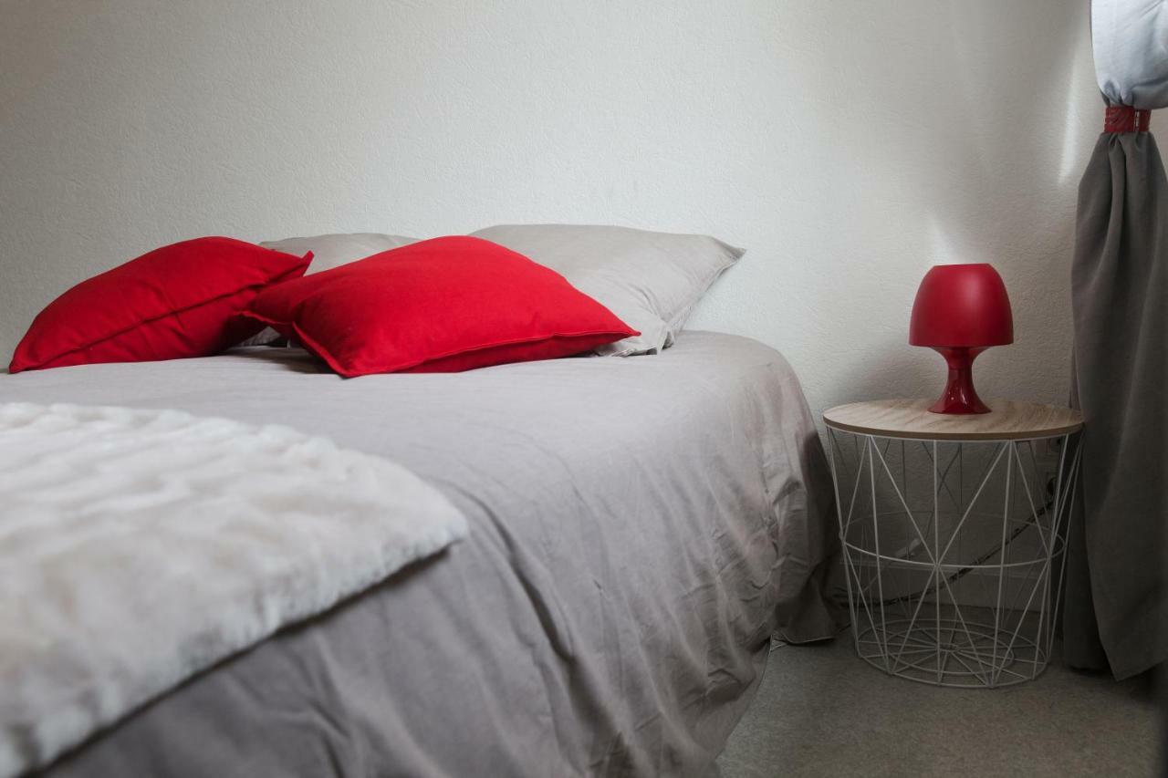 Studio Cosy + Hyper-Centre + Netflix Saint-Lo Luaran gambar